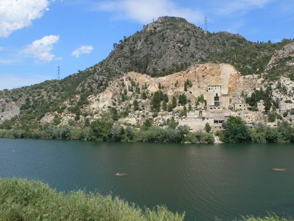 El río Ebro nos acompañará en todo momento 