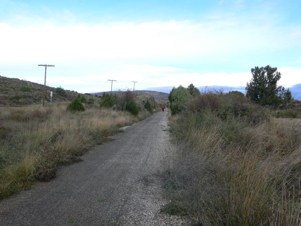 Día 1: La vía verde discurre paralela a la vía del tren 