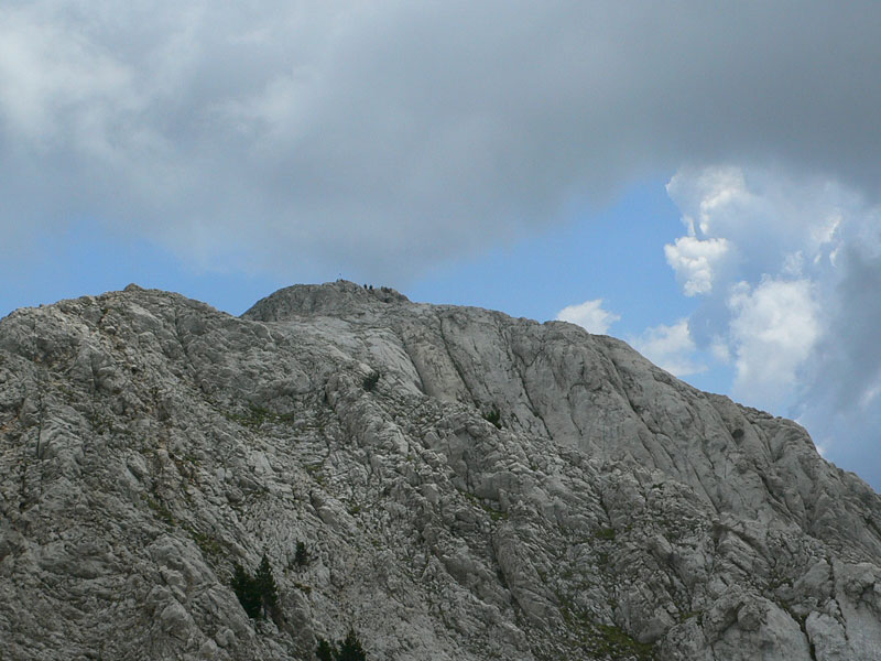 Desde la cima Norte vemos al este la cima del Pedraforca 