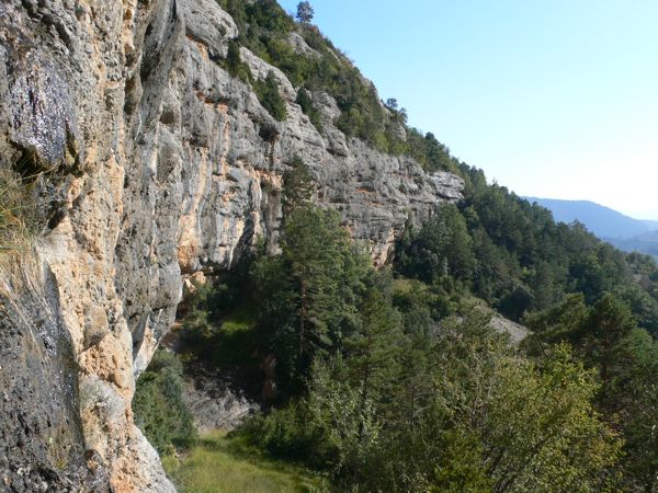 Pared del barranco d Urdell por la que sube la ferrata 