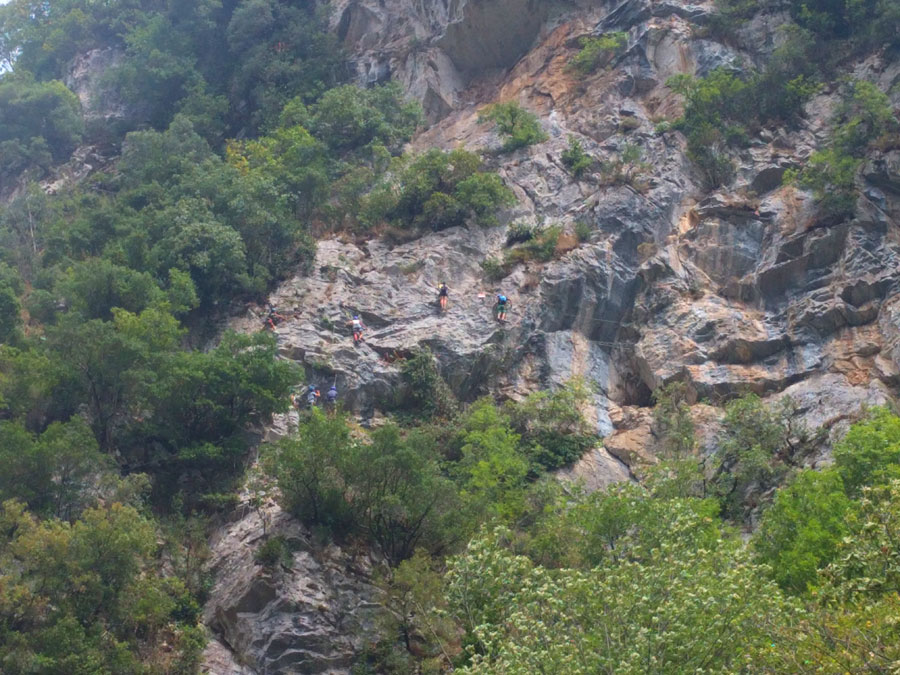 Entrada de la vía ferrata por la variante fácil 
