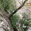 Subiendo pegados a la pared de la aguja Lluís Estasen / Blog · Integral de los Ecos | Montserrat 