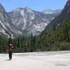  Bajando de Mist Falls con vistas a la cima The Sphinx / Ruta a pie Kings Canyon National Park | Mist Falls 