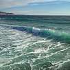 Día de olas junto al Pont del Petroli / Ruta en Bici El paseo marítimo de Barcelona a Premià de Mar 