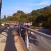 Pasarela que cruza la carretera de Vallvidrera II / Ruta en Bici Ronda Verda de Barcelona. Vuelta completa 