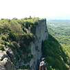 Llegamos al tramo más vertical - se supera retrocediendo el paso por un caminito que baja a la izquierda - / St. María de Cabrera por la Serrica 