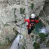 Cerramos la ferrata cruzando la pasarela sobre el Nant / Diable IV | Le Chemin de la Vierge 