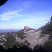Vista a la ladera norte del Montcau destacan las Roques de la Coca / Els Cortins y el Montcau 