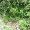 Base de la cascada desde la cornisa / El Risco 