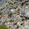 Nuevo rapel de 30 metros y escape equipado a la izquierda antes de la zona del diedro Vertical / Flores y Lagunas Valle de Arbas 