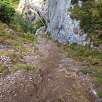 Vista atrás a la pasarela -toda esta zona está bastante descompuesta- / Valdeón | Picos de Europa 
