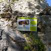 Paso equipado y cartel indicador vía ferrata Privada / Puente de Vadillos 