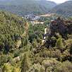 Vistas a Puente de Vadillos y al arco de roca / Puente de Vadillos 