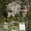 Indicador a la ferrata. Si seguimos hacia Canalda podremos visitar el Salto de la Perdiu / Puig Arnau Canalda 