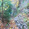 Subiendo por la canal -es pronunciada pero no necesita equipamiento- / El Cinglat de la Serra de Busa 
