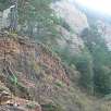En el collado dels Llengots tomamos un desvío indicado a Trassera -tenemos que subir un terraplén de unos 3 metros- / El Cinglat de la Serra de Busa 