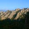 Desde el collado dels Llengots tenemos espectaculares vistas a la escarpada sierra norte de Busa / El Cinglat de la Serra de Busa 