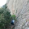 Cuerda que asegura un flanqueo / Blog · Integral de los Ecos | Montserrat 