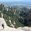 Bajando de la Aguja Lluís Estasen -delicado- / Blog · Integral de los Ecos | Montserrat 