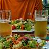 Por fin una merecida comida con cervecita! / Ruta a pie Camí dels Bons Homes 