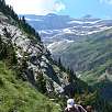 Dejamos atrás el circo de Gavarnie mientras nos elevamos por una Faja sobre La Prade / Ruta a pie Grande Cascade | Gavarnie 