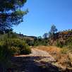 Deshaciendo el camino de la ida con vistas al pueblo / Ruta a pie Graus de la Vilella Alta 
