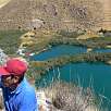 Vista de la laguna y en la ladera el camino de la ida / Ruta a pie Cascadas de Vilca 
