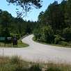 Estacionamos cerca de la entrada que da acceso al camping riera de Merlès / Ruta a pie Riera de Merlès 
