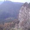 Risco de Casadevall y la Agullola al fondo / Ruta a pie Rupit y el risco de Casadevall 