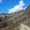 Vista al pueblo de Garni / Ruta a pie La Sinfonía de las piedras de Garni 