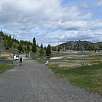 Cruzamos el puente sobre el Firehole River / Ruta a pie Yellowstone | Grand Prismatic Spring 