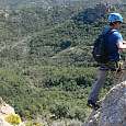 Flanqueo en la Torre en busca del primer rapel obligado 