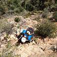 Subiendo por la cuerda anudada a una amplia aguja con vistas -opcional- 