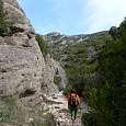 El camino transcurre por el Barranco de la Bal d Onsera - normalmente seco - 