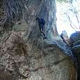 Pasando el pequeño puente en la parte alta de la cueva 