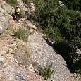 Desvío - izquierda hacia el Torrent de les Grutes y Coll de Porc - - derecha hacia la Cova de l`Arcada y regreso al coche - 
