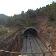 Vías de tren R4 - al otro lado está la estación de Castellbell i el Vilar- 