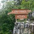 Cartel indicador de la vía 